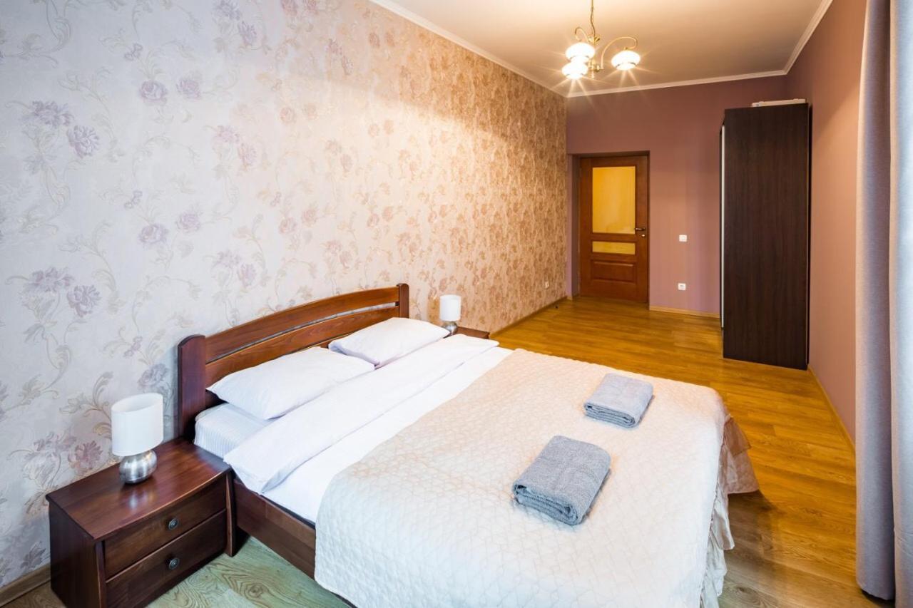 Romari Лесі Українки Apartment Lviv Luaran gambar