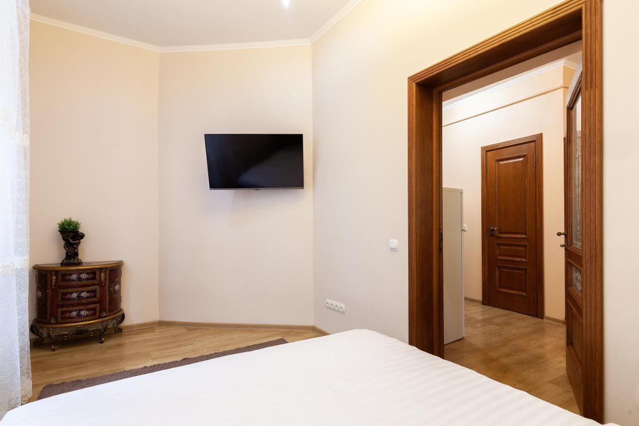 Romari Лесі Українки Apartment Lviv Luaran gambar
