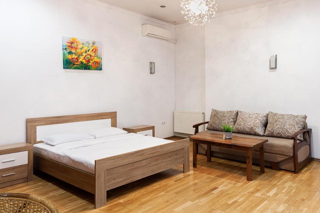 Romari Лесі Українки Apartment Lviv Luaran gambar