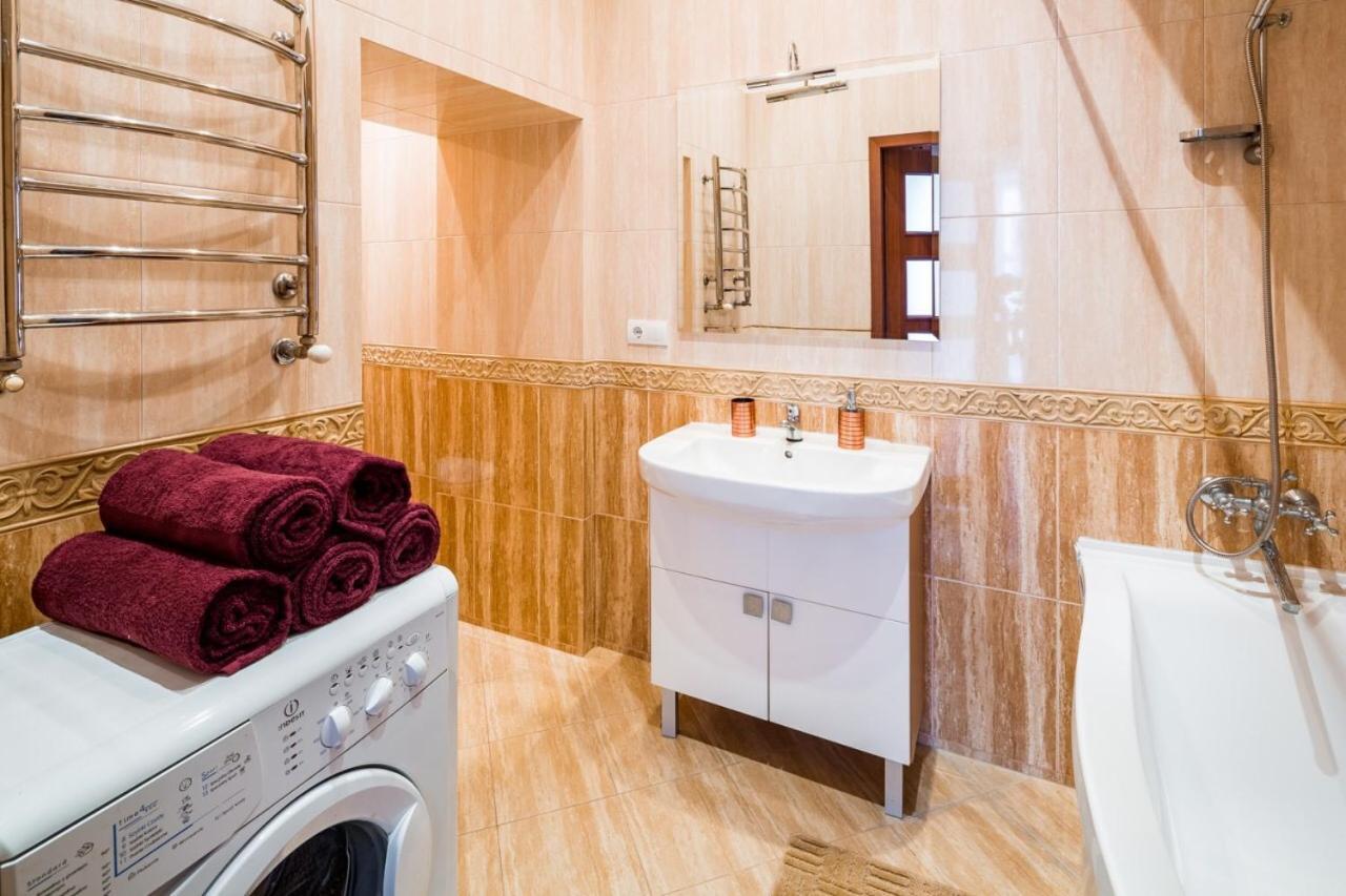 Romari Лесі Українки Apartment Lviv Luaran gambar