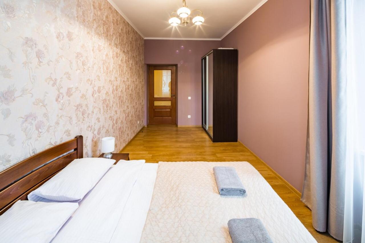 Romari Лесі Українки Apartment Lviv Luaran gambar