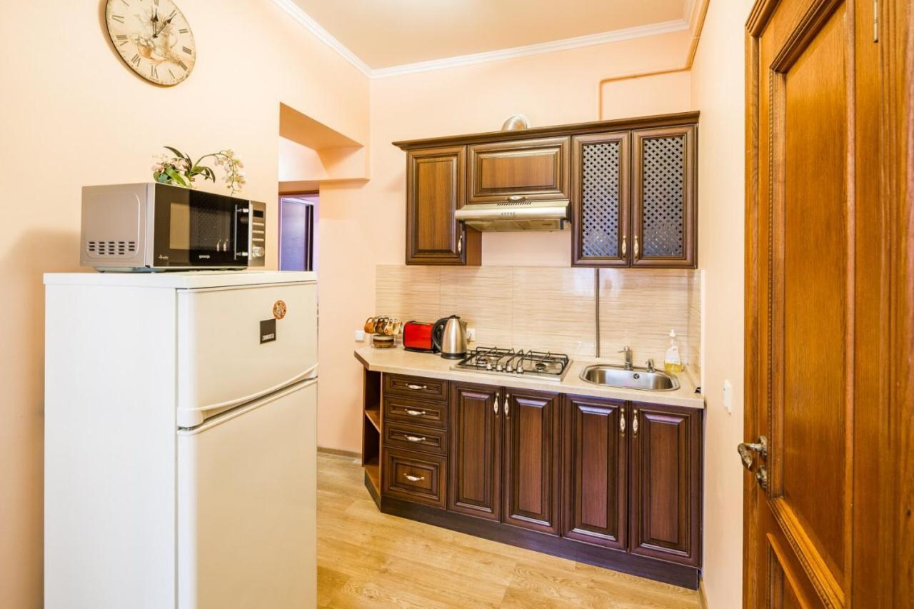 Romari Лесі Українки Apartment Lviv Luaran gambar