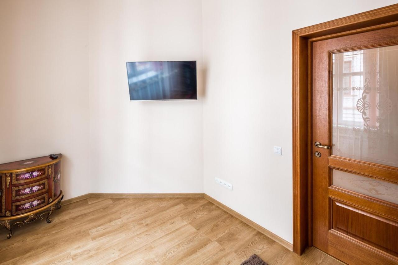 Romari Лесі Українки Apartment Lviv Luaran gambar