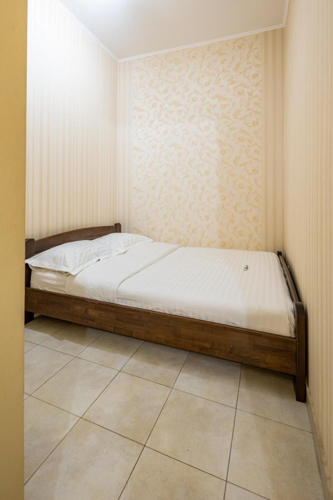 Romari Лесі Українки Apartment Lviv Luaran gambar