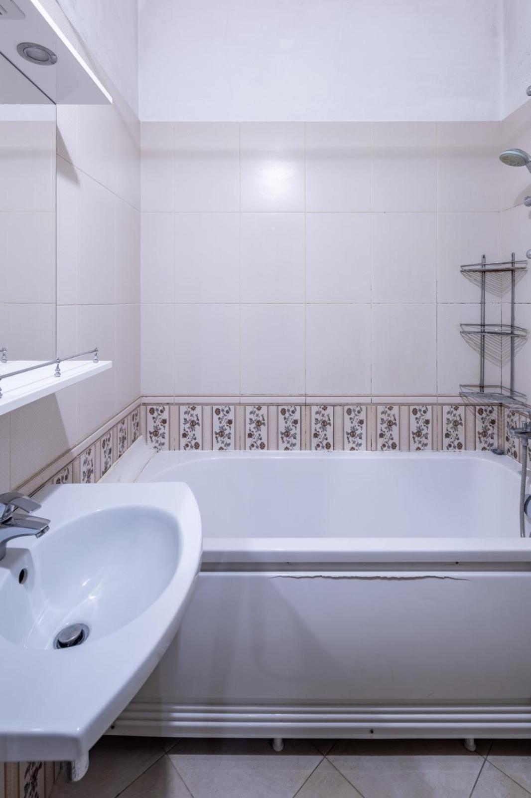Romari Лесі Українки Apartment Lviv Luaran gambar