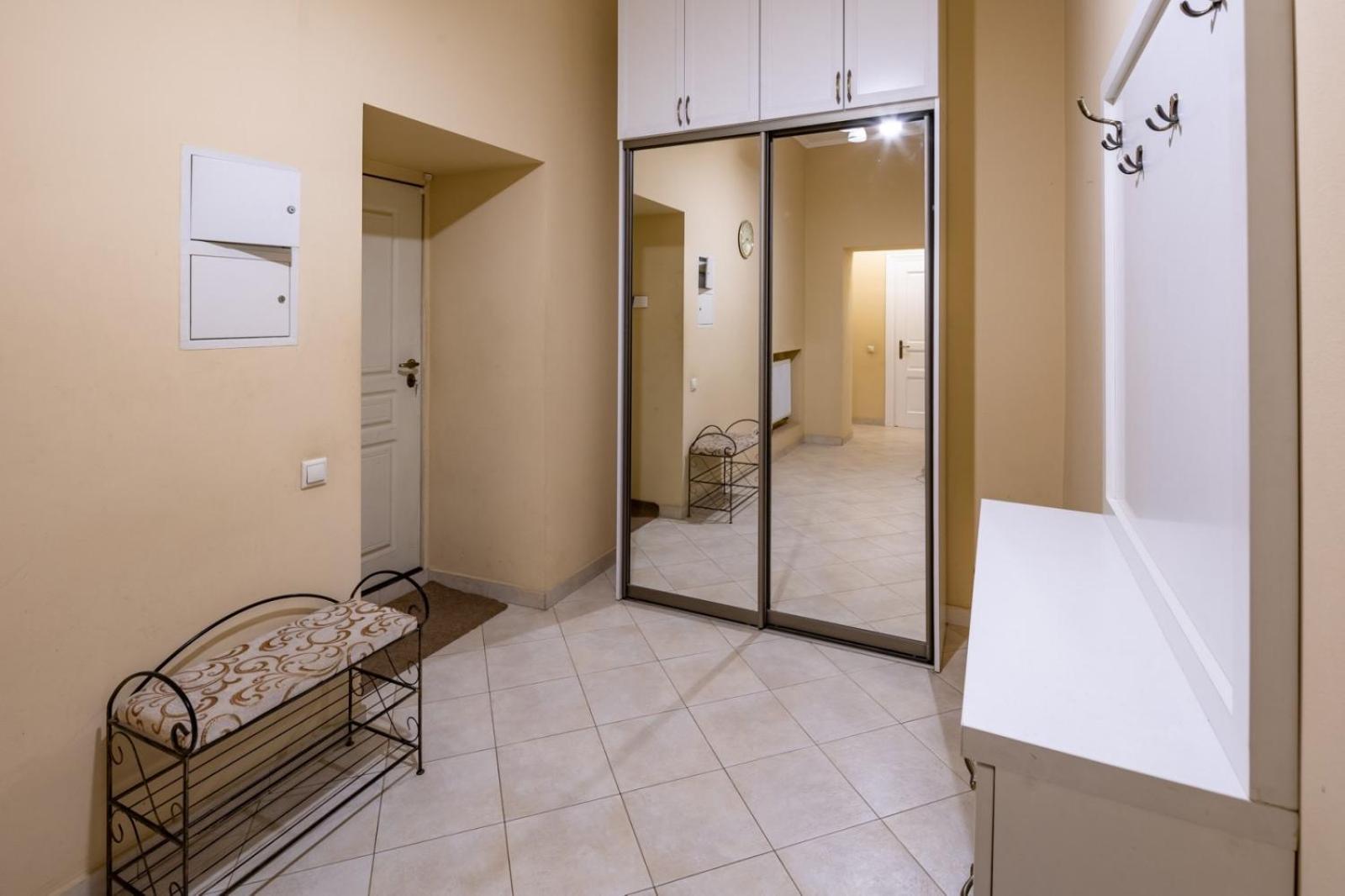 Romari Лесі Українки Apartment Lviv Luaran gambar
